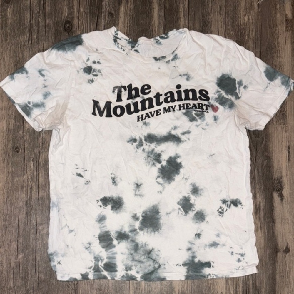 100 Organic Cotton mountain Tee - woman’s medium